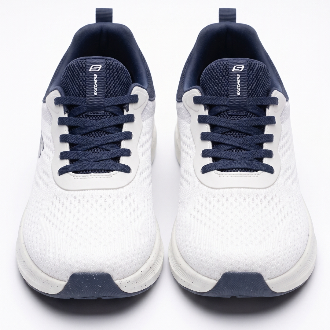 SKACHRS AELAXED FIT White
